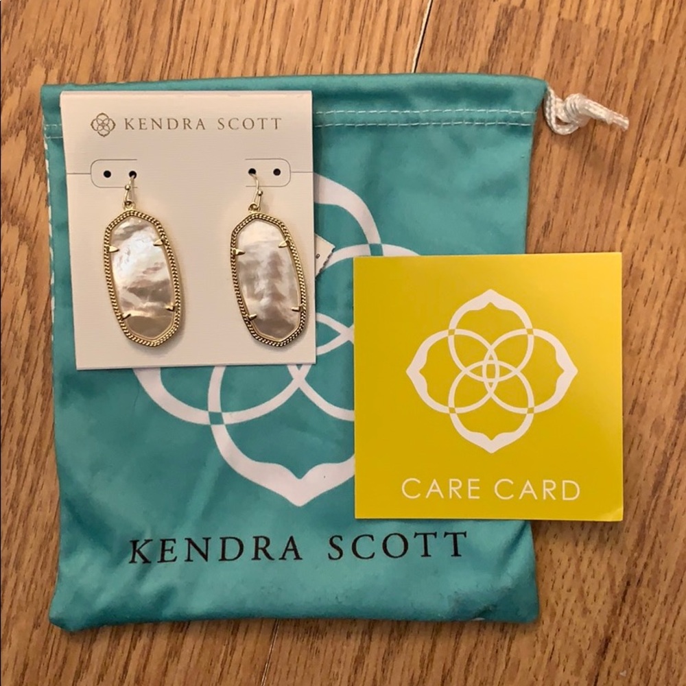 Kendra Scott Elle Gold Mother of Pearl Earrings